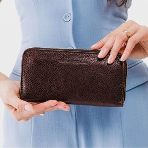 Portland Leather Zip Around Accordion Wallet in Coldbrew Brown